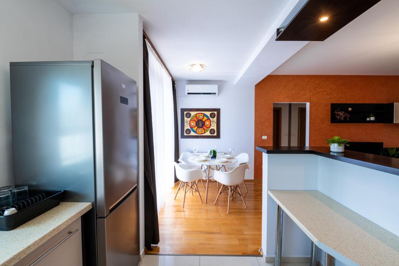 Business And Travel Lounge With Private Parking Appartement *