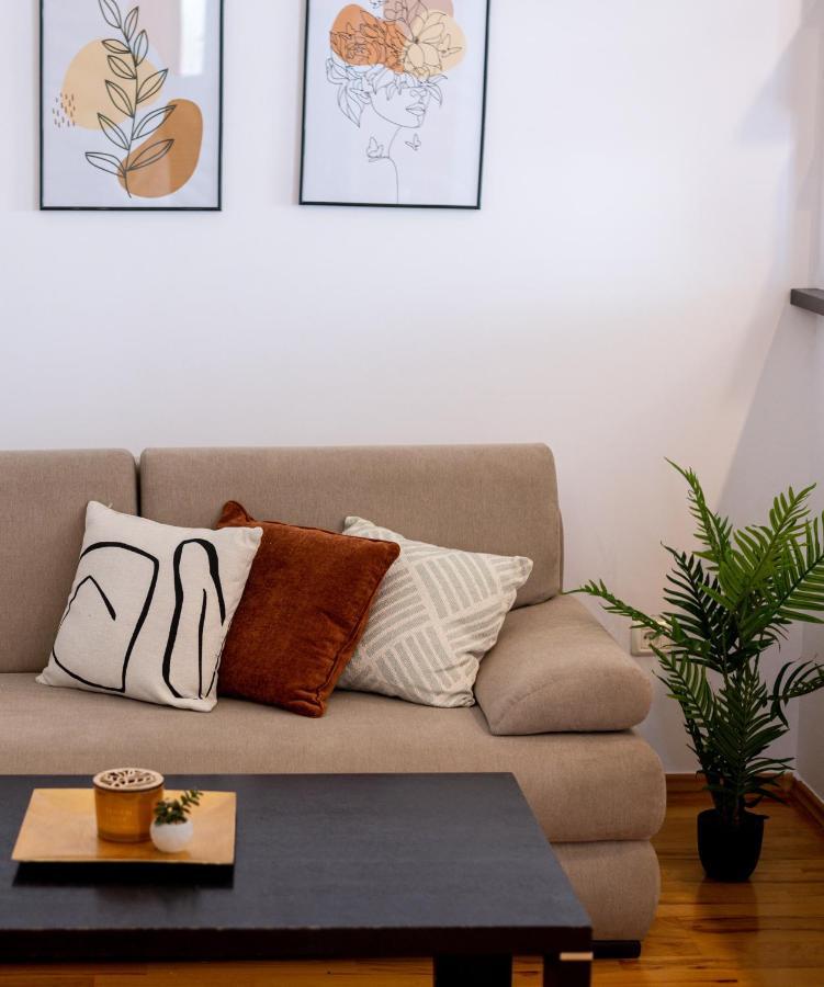 Apartament Business And Travel Lounge With Private Parking *